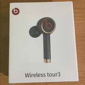 ⚠️NEW⚠️ Beats Wireless tour3